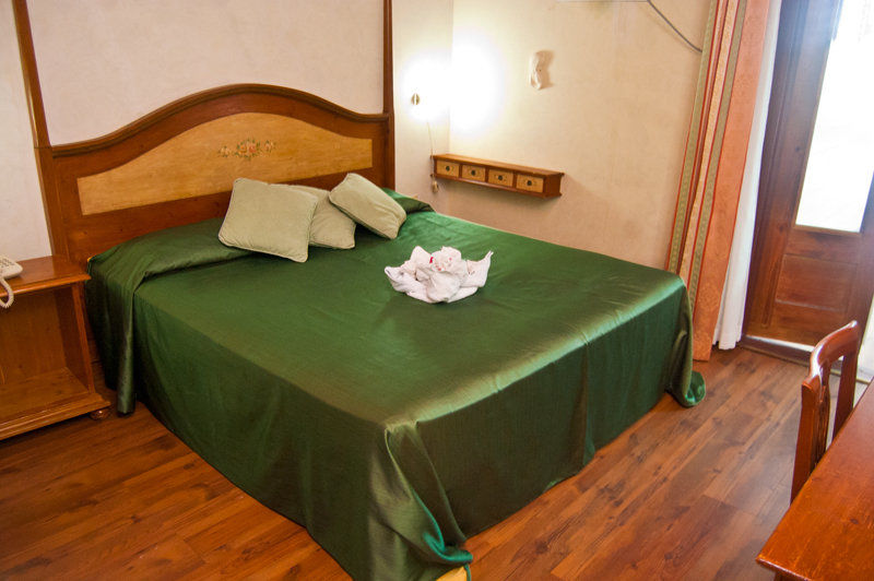 Swans Cay Hotel Bocas del Toro Zewnętrze zdjęcie