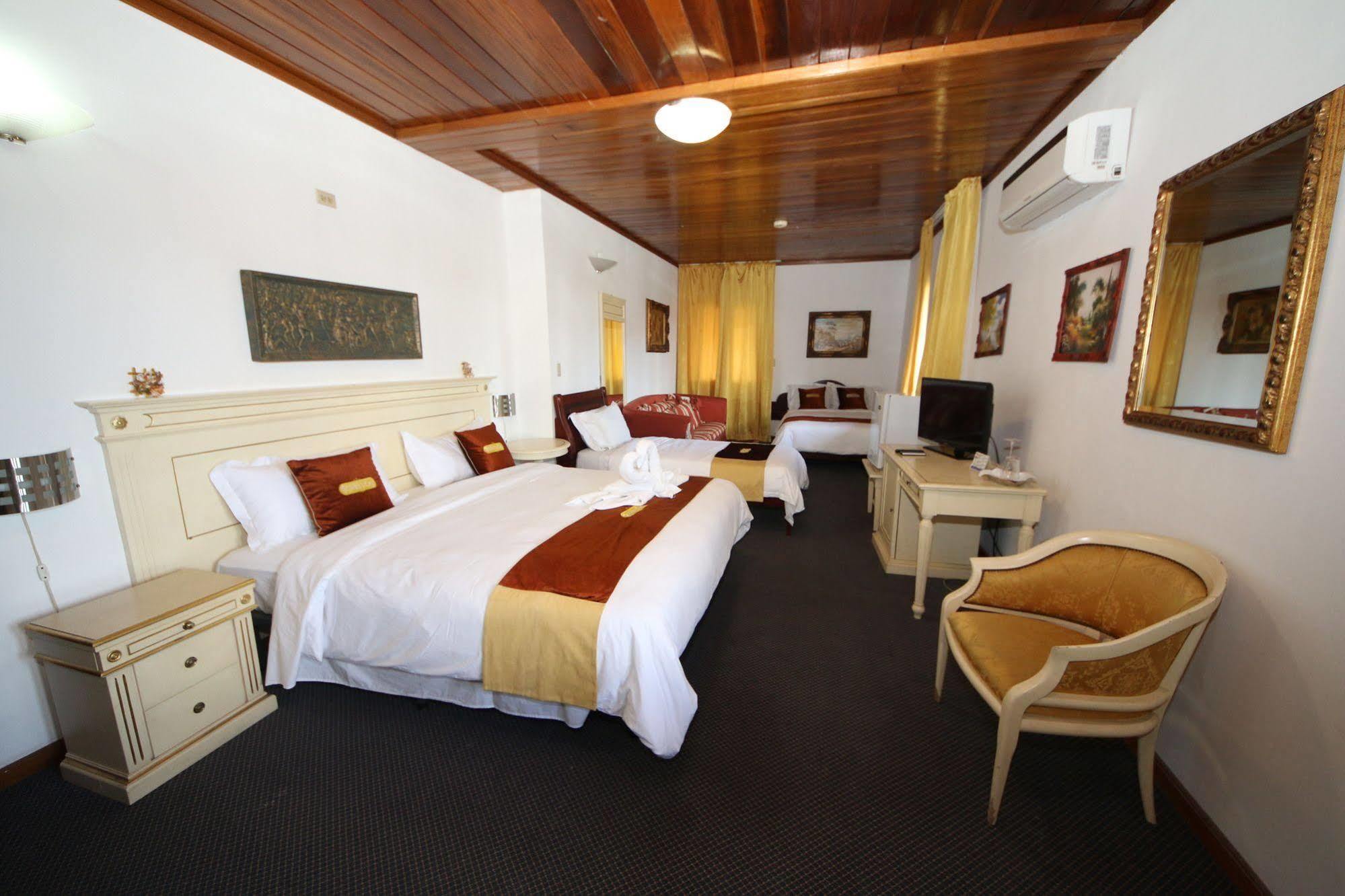 Swans Cay Hotel Bocas del Toro Zewnętrze zdjęcie